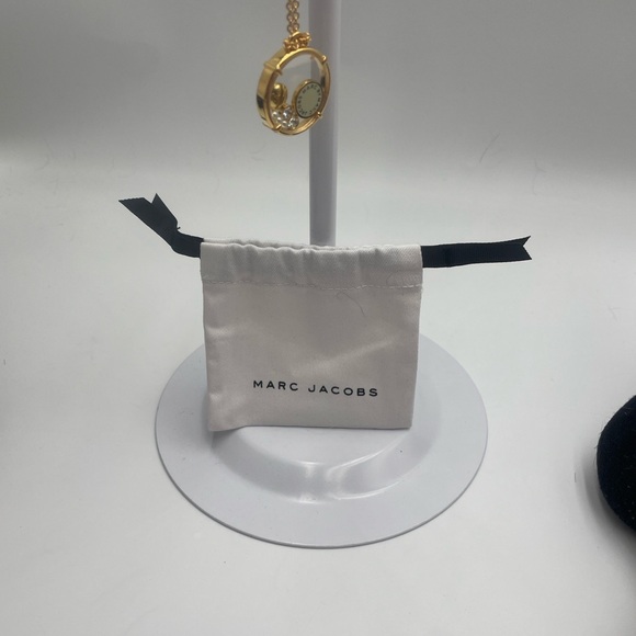 Low Start Marc Jacobs Gold and Cream Brooch - Picture 5 of 6